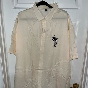 Men’s button down shirt size 5XL “never worn”